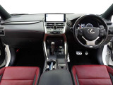高級車レクサスのNX300 Fスポーツ!カッコよさのある本革赤黒色シート・内装も豪華で優越感に浸れます!!