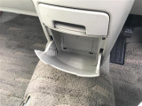 店頭販売もしておりますので、先に在庫が無くなってしまうこともございます。気になる車はまずはお問い合わせください!