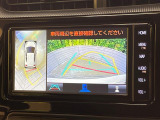 【パノラミックビューモニター】専用のカメラにより、上から見下ろしたような視点で360度クルマの周囲を確認することができます☆死角部分も確認しやすく、狭い場所での切り返しや駐車もスムーズに行えます。