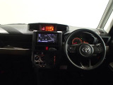 見通しのよいすっきりとした視界で、誰でも運転しやすいです。運転のしやすさは疲れにくさにも繋がりますよ♪