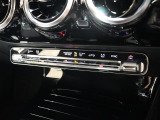 メンテナンスパックはご購入時だけのお得な点検・整備パック(有償)。点検コースと車検コースがございます。詳しくは店舗コーディネーターまでお問い合わせ下さい。