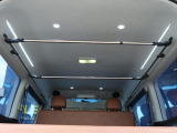 サイドバー、LEDランプは車内を明るく照らしてくれます♪