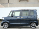 ☆お車でお越しの方☆名神高速 京都南インター第2出口より国道一号線を大阪方面へ5分(2.5Km)、 南西角です。ラウンドワン伏見のはす向かいでU-Selectの白の看板が目印です。