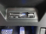 今や標準装備になりつつあるETC車載器も装着されております。料金所を通過するときも楽々です。
