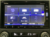ナビゲーションはフルセグTV対応のGathers純正メモリーナビを搭載しています。Bluetoothオーディオ機能がありますので、スマートフォンなどの音楽も再生できます。