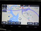 純正ナビで、慣れない道も旅先も安心。