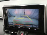 バックガイドモニターで、後方を確認しながら安心して駐車することができます。運転初心者も熟練者も必須の機能ですよ!