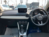 見晴らしが良く開放的な車内。視界も良好でストレス無く快適なドライブをご提供できます♪