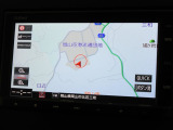 純正ならではのピッタリと収まった感じが、スタイリッシュな雰囲気を演出してくれます。型式はギャザーズ『VXM-205Ci』です。