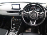運転席廻りです。