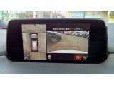 360°ビュー:全方位を確認できて駐車も安心です。