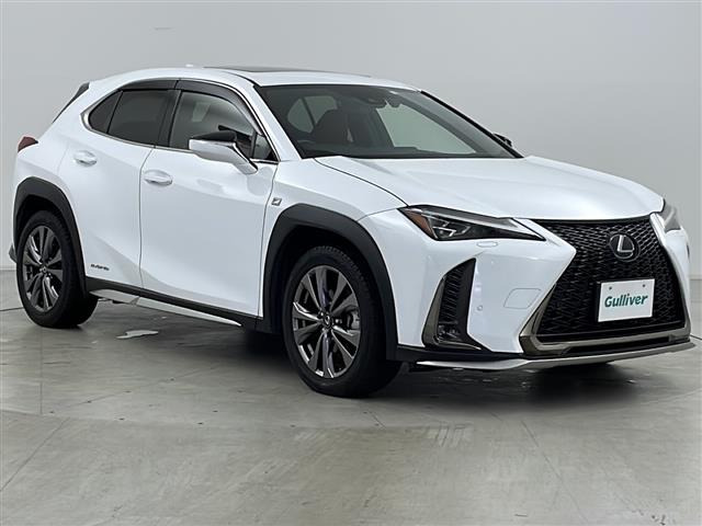 UX 250h Fスポーツ 4WD 本革シート