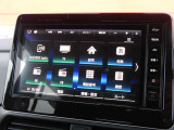 ナビゲーション+AV 2画面表示(デュアルウィンドウ)、TV、FM/AM、Bluetooth Audio、microSDカード(音楽/動画ファイル再生)、ハンズフリーフォン、スマホの高性能大型ナビです。