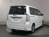 中古車ならトヨタのU-Car。1年間走行距離無制限のトヨタロングラン保証がついて安心です。 ※ボディカラー及び内装色は、画像の色と実際の色が異なって見える場合がございます。