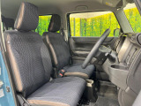 運転席シート廻りは使用感も少なく、良好な状態となっています。前オーナー様が丁寧に使っていたことがよくわかりますね。