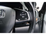 Hondaセンシングの機能のひとつ、アダプティブクルーズコントロール付!アクセルから足を離しても設定したスピードと前車との車間を保ち走行してくれます!車線維持もアシスト☆高速道路で疲労軽減ですね☆