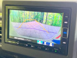 【バックカメラ】駐車時に後方がリアルタイム映像で確認できます。大型商業施設や立体駐車場での駐車時や、夜間のバック時に大活躍!運転スキルに関わらず、今や必須となった装備のひとつです!