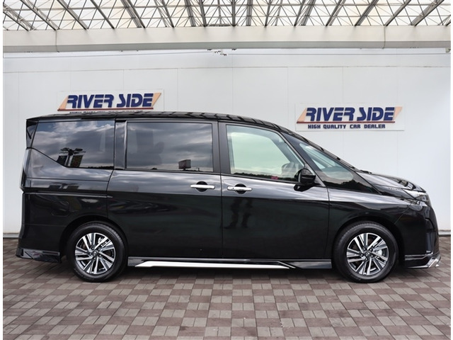 エレナ 日産[セレナ e-POWER]に追加された[e-4ORCE]はアリなのか問題