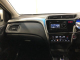お見積りはお気軽に 気になる車があったらまずは見積を!当店はディーラーならではの「明確な諸費用内訳とリーズナブルな諸費用」で対応しますしっかり内容説明させていただきますので、ご安心ください♪