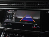 アウディのナビゲーションシステム『MMI(タッチレスポンス)』 ナビ・オーディオ・車両設定等すべての機能を司どっています。