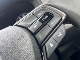 【クルーズコントロール】搭載車です。アクセルペダルを踏み続けることなく一定速度で走り続けられるので高速道路での運転による疲労軽減やアクセル操作を減らして燃費向上にも繋がります。