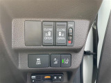 気になる車はすぐにお問い合わせください!画面右側の0066から始まる無料ダイヤルからお問い合わせ下さい!専門スタッフがお車のご質問にお答えいたします!