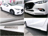 ケンスタイルのフロント&サイドスポイラー装着車です。