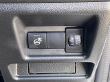 気になる車はすぐにお問い合わせください!画面右側の0066から始まる無料ダイヤルからお問い合わせ下さい!専門スタッフがお車のご質問にお答えいたします!