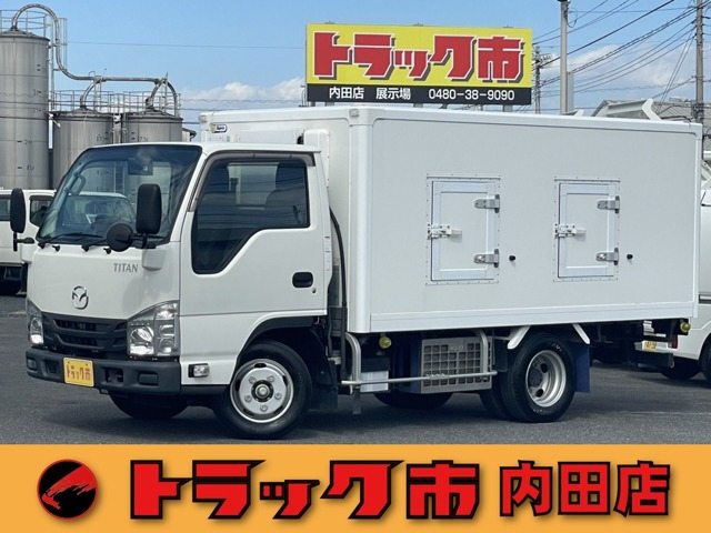 タイタン 3.0 STD フルワイドロー 2t 標準セミロング -30℃低温冷凍車 小