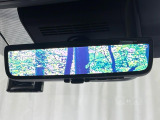 【デジタルインナーミラー】後席の大きな荷物や同乗者で後方が確認しづらい時でも安心!カメラが撮影した車両後方の映像をルームミラー内に表示。クリアな視界で状況の確認が可能です!