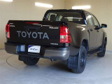 ハイラックス 2.4 X ディーゼル 4WD 