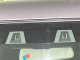 【スズキ セーフティサポート】走行中に前方の車両等を認識し、衝突しそうな時は警報とブレーキで衝突回避と被害軽減をアシスト。より安全にドライブをお楽しみいただけます。