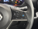【プロパイロット】運転支援システムが搭載されております。全車速域追従式クルーズコントロールやレーンキープで長距離運転をアシスト。