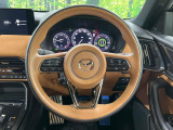 【純正革巻きステアリング】上質な革を使用することで、手にしっかり馴染みとても運転しやすいハンドルです♪