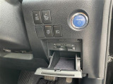 気になる車はすぐにお問い合わせください!画面右側の0066から始まる無料ダイヤルからお問い合わせ下さい!専門スタッフがお車のご質問にお答えいたします!