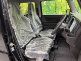 運転席シート廻りは使用感も少なく、良好な状態となっています。丁寧に使われていたことがよくわかりますね。