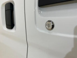 当店では、国家資格を持った整備スタッフがあなたのお車をしっかりサポート!!アフターメンテナンスもすべてお任せ下さい☆