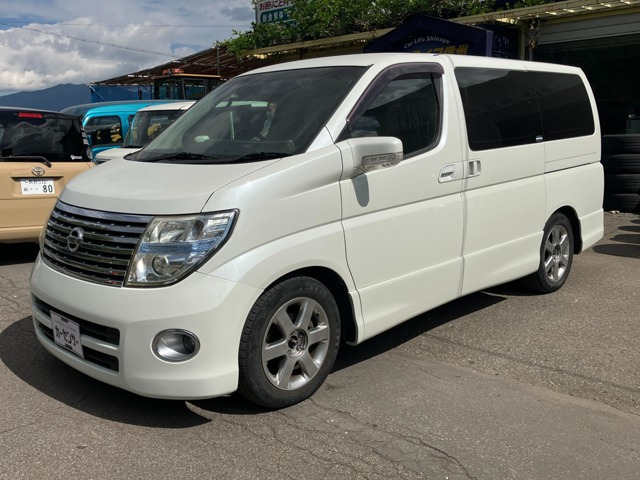 エルグランド2.5 ハイウェイスター 4WD