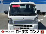 大きくて印象的なヘッドランプデザイン。ワイドで力強いフロントグリル!