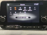 【メーカーナビ】9インチの大画面モニターを搭載し、Apple CarPlayへのワイヤレス接続やAndroid Autoにも対応。