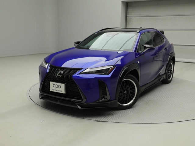 UX300h Fスポーツ 4WD
