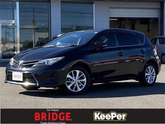 オーリス1.5 150X ブラッキッシュラウンジ 4WD