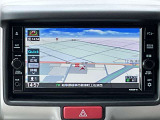 日産純正7インチメモリーナビ(MJ323D-W)装備、純正ドライブレコーダー連動やBluetooth通信など充実したAV機能に対応した高機能ナビ。
