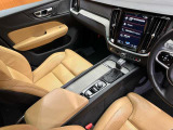 ぜひ厳選したドイツプレミアムブランドのお車を、見て・触って・比べてください!