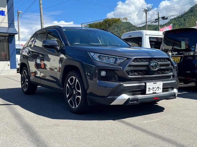RAV4 2.0 アドベンチャー 4WD 