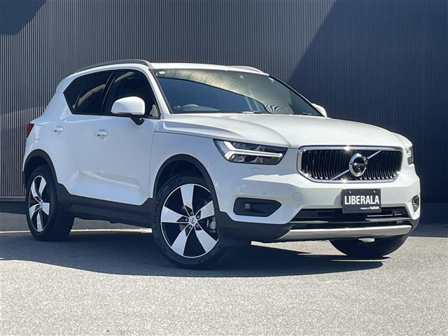 XC40 T4 モメンタム サンルーフ 修復歴無し