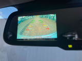 バック時にはルームミラーに、自車の真後ろの映像を映してくれますので楽々駐車が可能です(^_^)-☆