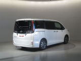 U-CARの販売だけでなく、自動車保険・生命保険・携帯電話の販売も行っております