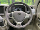 【純正革巻きステアリング】上質な革を使用することで、手にしっかり馴染みとても運転しやすいハンドルです♪