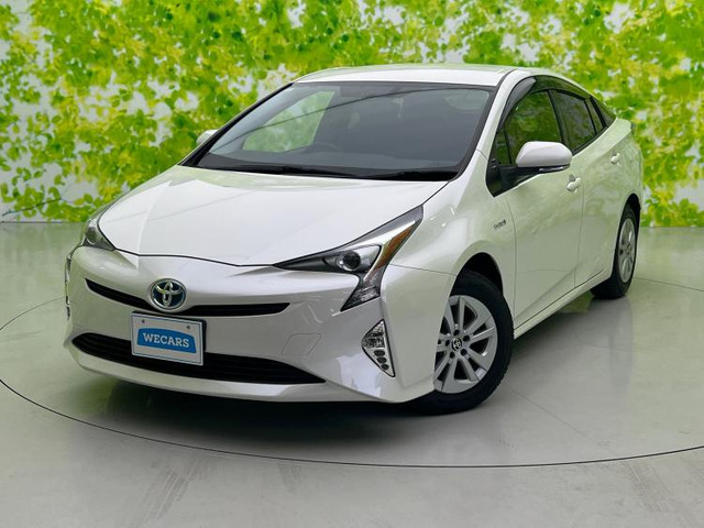 プリウス1.8 S E-Four 4WD